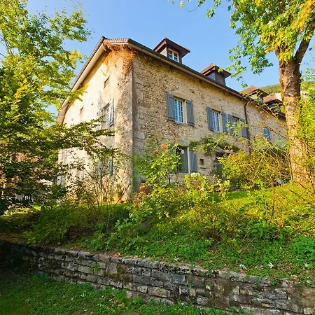 A L'ombre Du Chateau Pensión Nans-sous-Sainte-Anne